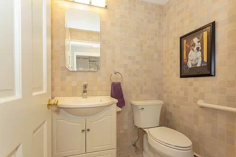 28 Francis Dr, Reading, MA 01867 photo 17