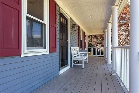 28 Francis Dr, Reading, MA 01867 photo 3