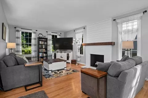 18 Joy, Franklin, MA 02038 photo 10