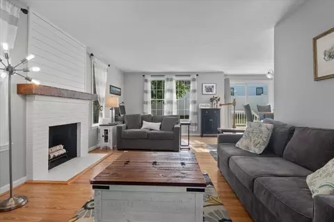 18 Joy, Franklin, MA 02038 photo 11