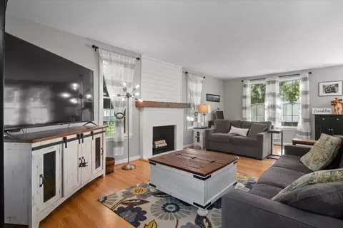 18 Joy, Franklin, MA 02038 photo 12