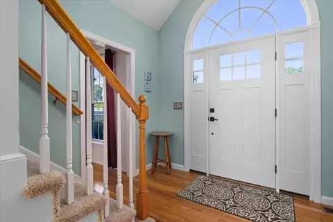18 Joy, Franklin, MA 02038 photo 8