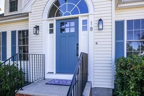 18 Joy, Franklin, MA 02038 photo 4