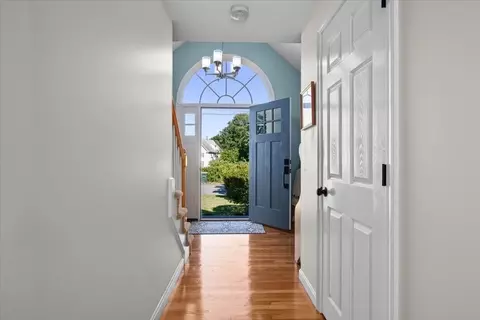18 Joy, Franklin, MA 02038 photo 9