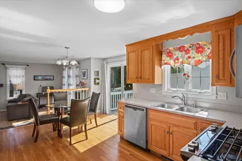 18 Joy, Franklin, MA 02038 photo 16