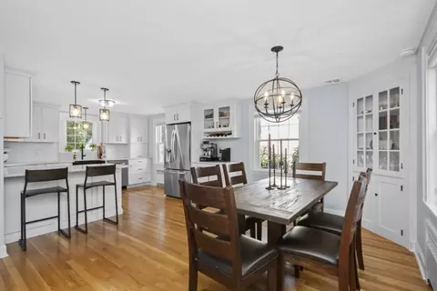 12 Stanton Rd, Milton, MA 02186 photo 2