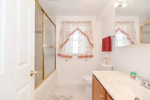 25 Dunster Rd, Everett, MA 02149 photo 16