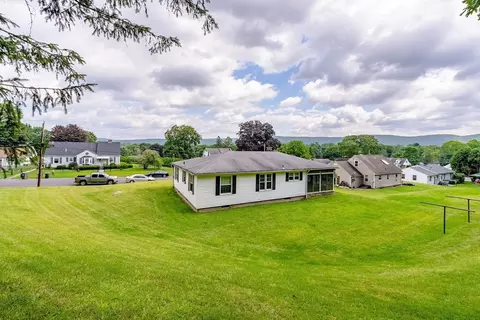 12 Mattson Blvd, Ware, MA 01082 photo 3