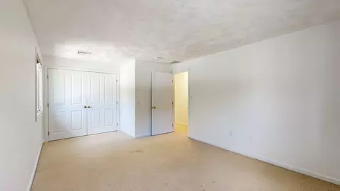 25 Clara Rd, Framingham, MA 01701 photo 9