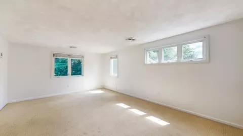 25 Clara Rd, Framingham, MA 01701 photo 12