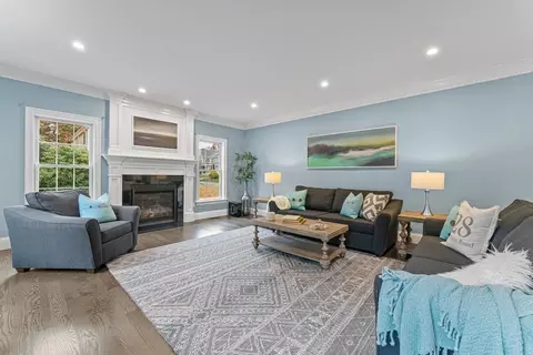 28 Old Farm Rd, Needham, MA 02492 photo 19