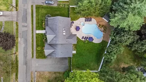 28 Old Farm Rd, Needham, MA 02492 photo 39
