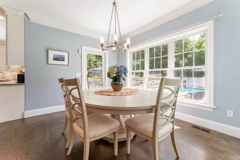 28 Old Farm Rd, Needham, MA 02492 photo 17