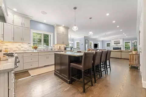 28 Old Farm Rd, Needham, MA 02492 photo 14