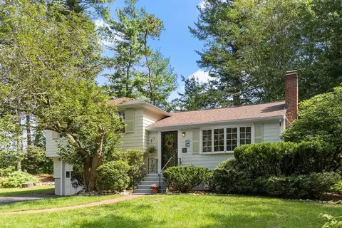 31 Oxbow Rd, Lexington, MA 02421