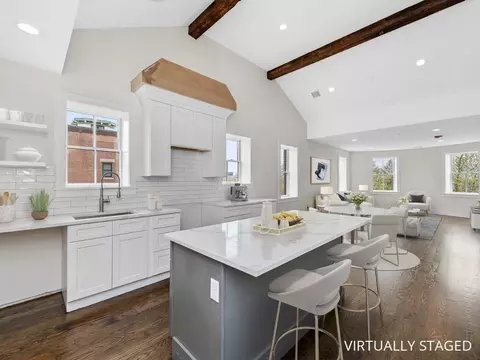 8 Monument Sq #PH, Boston, MA 02129