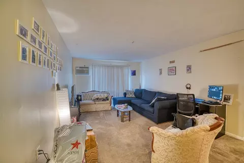 159 Bittersweet Ln #108, Randolph, MA 02368