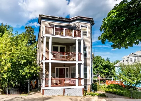 19 Sawyer Ave, Boston, MA 02125