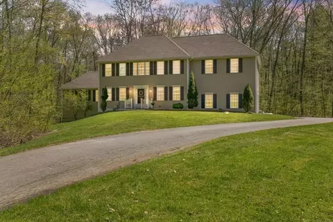 7 12 Parsonage Hill Rd, Haverhill, MA 01832