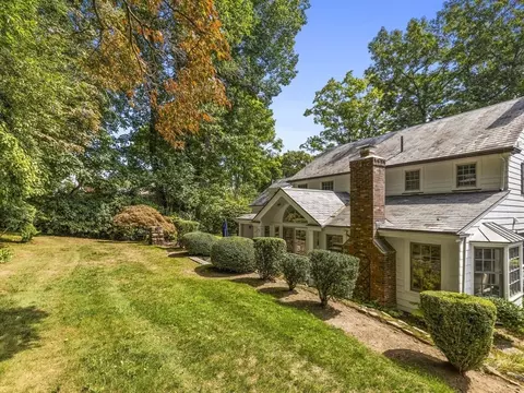 33 Thackeray Rd, Wellesley, MA 02481 photo 19