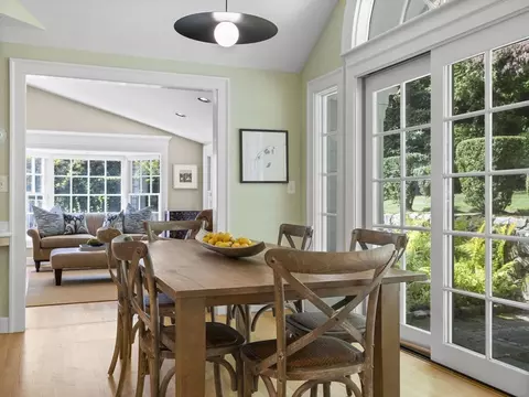 33 Thackeray Rd, Wellesley, MA 02481 photo 10