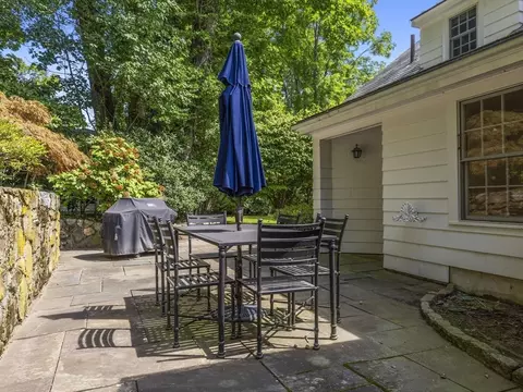 33 Thackeray Rd, Wellesley, MA 02481 photo 18