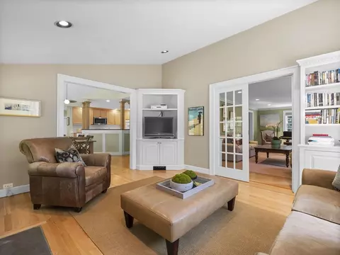 33 Thackeray Rd, Wellesley, MA 02481 photo 7