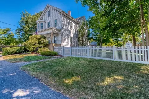 14 Linden Pl, Dedham, MA 02026 photo 2