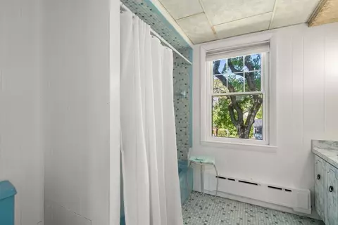 66 Berwick St, Worcester, MA 01602 photo 20