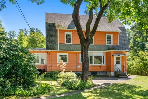 66 Berwick St, Worcester, MA 01602 photo 33