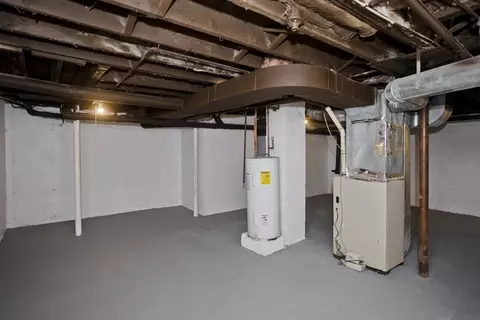 93 Hancock St, Springfield, MA 01109 photo 39