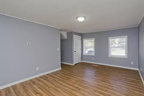 93 Hancock St, Springfield, MA 01109 photo 12