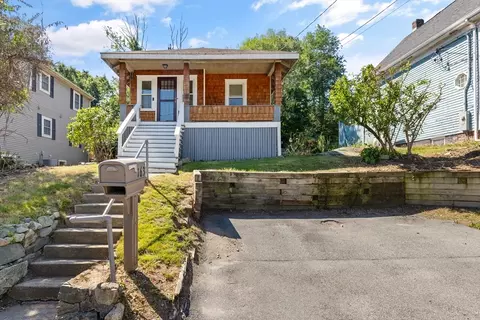 163 E High St, Avon, MA 02322
