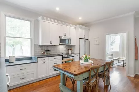 142 High St #1, Boston, MA 02129