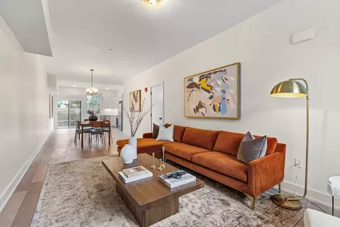 100 Albion Rd #406, Bedford, MA 01730