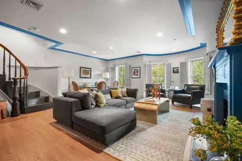 50-52 Rutland Sq #6, Boston, MA 02118