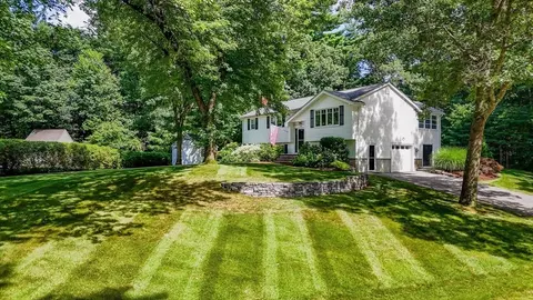 150 John St, Tewksbury, MA 01876