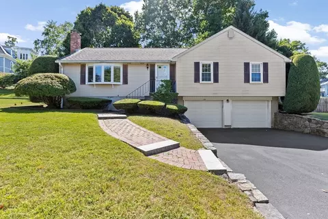 174 Colonial Dr, Quincy, MA 02169