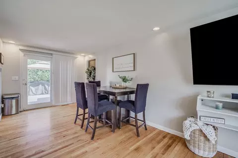Dining - 135 Tamarack Dr, Springfield, MA 01129 photo 3 of 3