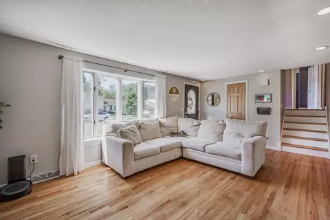 Living - 135 Tamarack Dr, Springfield, MA 01129 photo 1 of 3