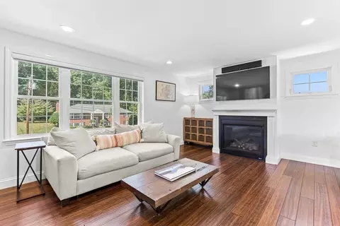 Living - 37 Gregory Rd, Wakefield, MA 01880 photo 5 of 5