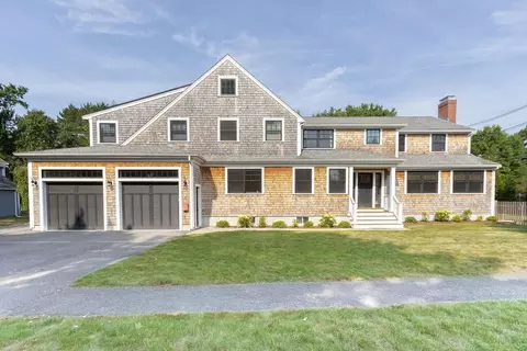 5 Mayflower Rd, Needham, MA 02492