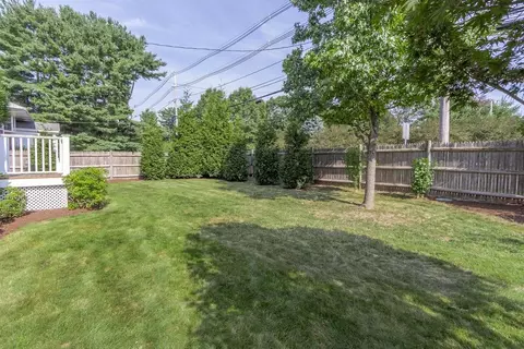 Exterior - 5 Mayflower Rd, Needham, MA 02492 photo 2 of 3