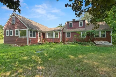 10 Mill St, Georgetown, MA 01833 photo 2