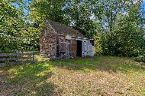 10 Mill St, Georgetown, MA 01833 photo 4