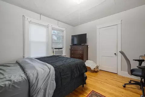 Bedroom - 34 Longmeadow Ave, Worcester, MA 01606 photo 3 of 4