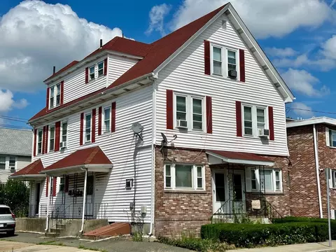 263-265 River St, Waltham, MA 02453