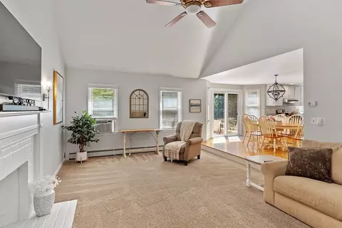 22 Trilliam Run, Sutton, MA 01590 photo 8