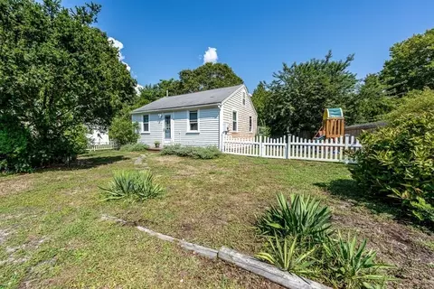 52 S Sea #H, Yarmouth, MA 02673