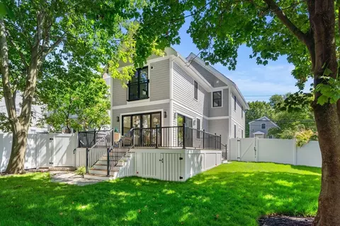29 Endicott Ave, Somerville, MA 02144